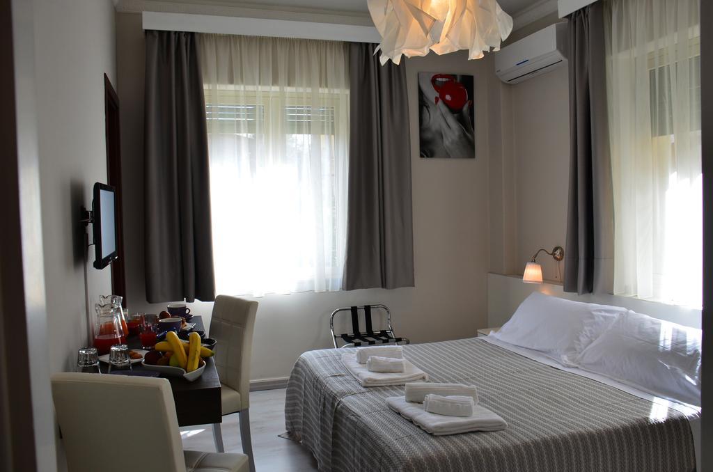 Athena Charming Bed & Breakfast