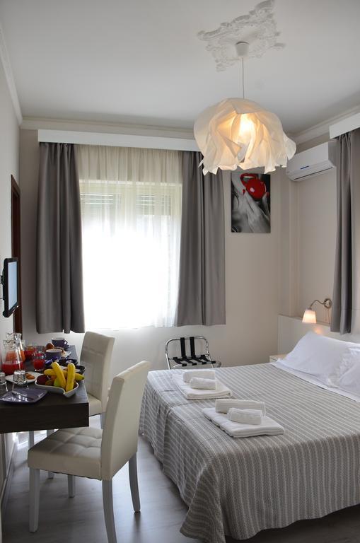 Bed & Breakfast Athena Charming 2*