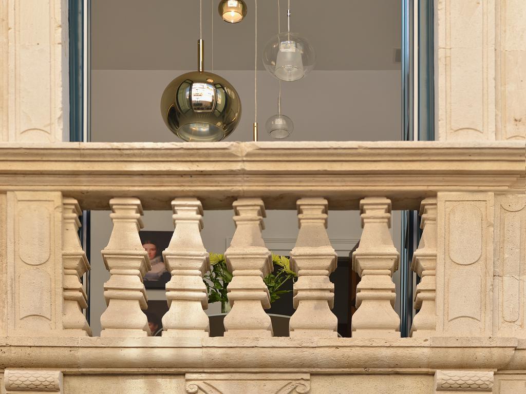 Varo Apartment