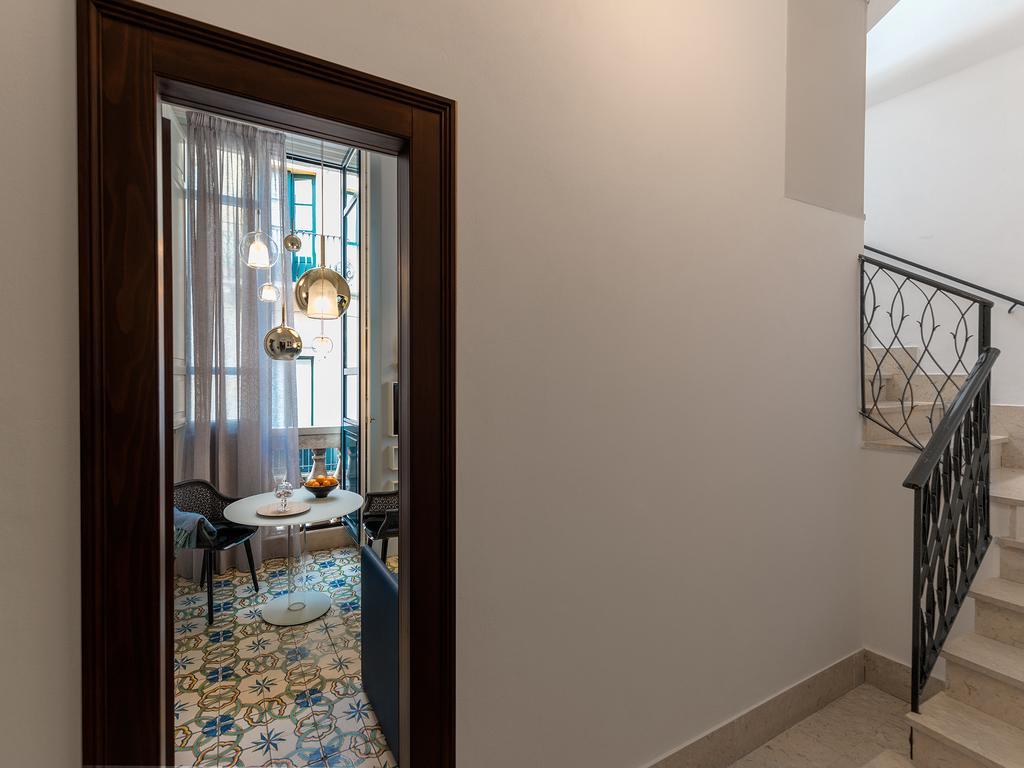 Varo Apartment