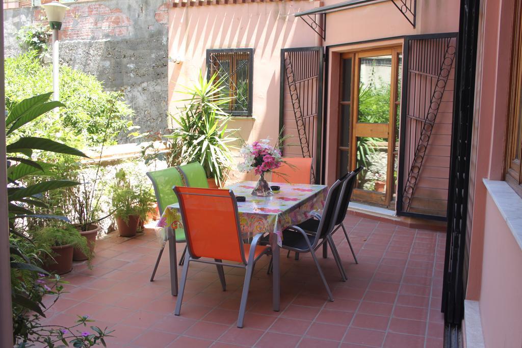 Josepha Bed & Breakfast *