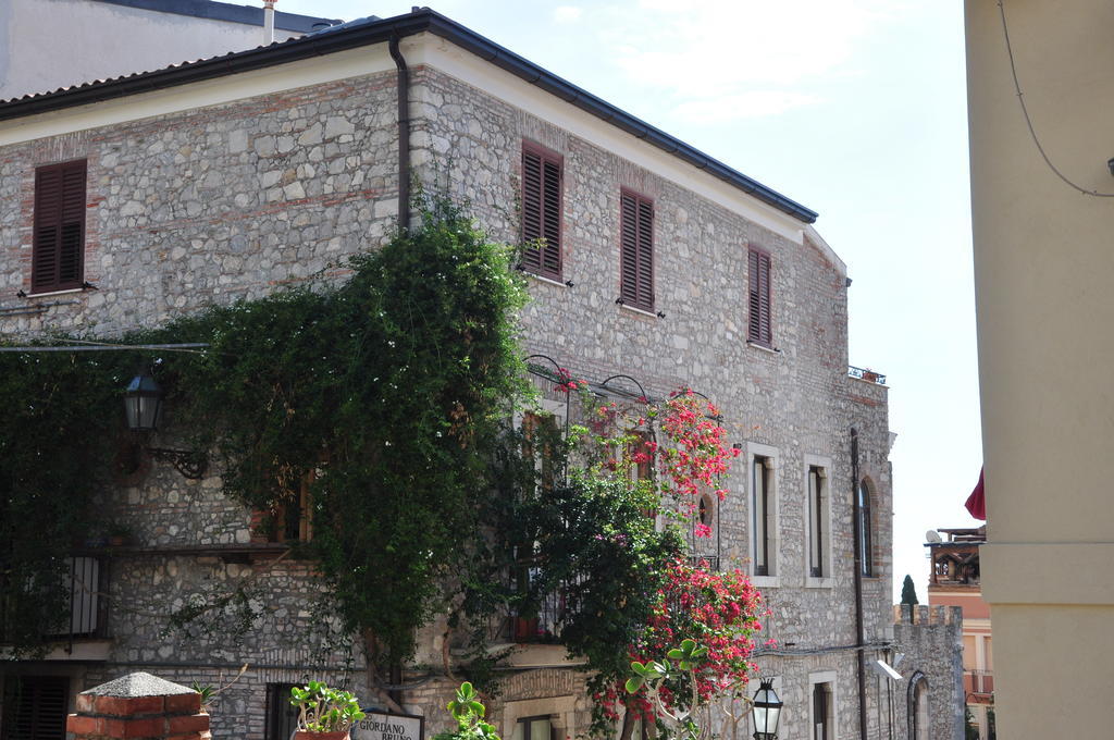 Le 4 Fontane Taormina