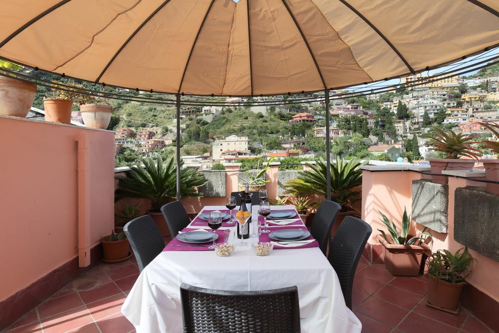 Center 4 Bedroom Penthouse, Terrace With Views