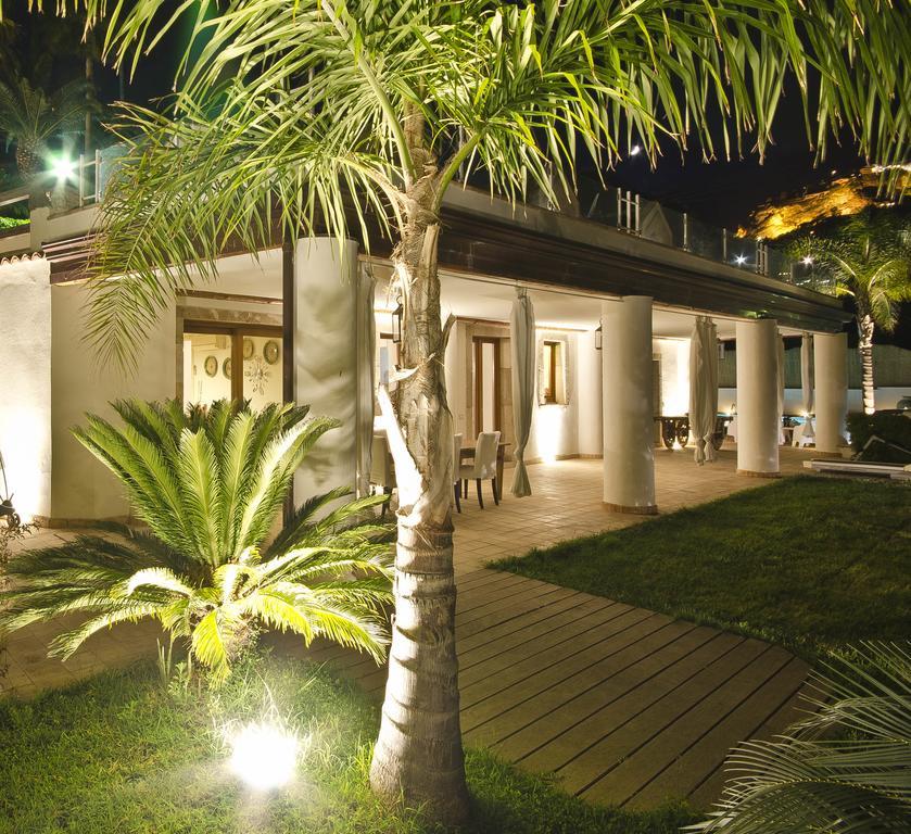Villa Luxury Taorum With Spectacular Sea Views In