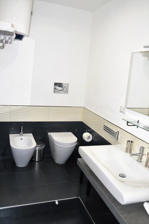 A Due Passi Dal Mare Bed & Breakfast