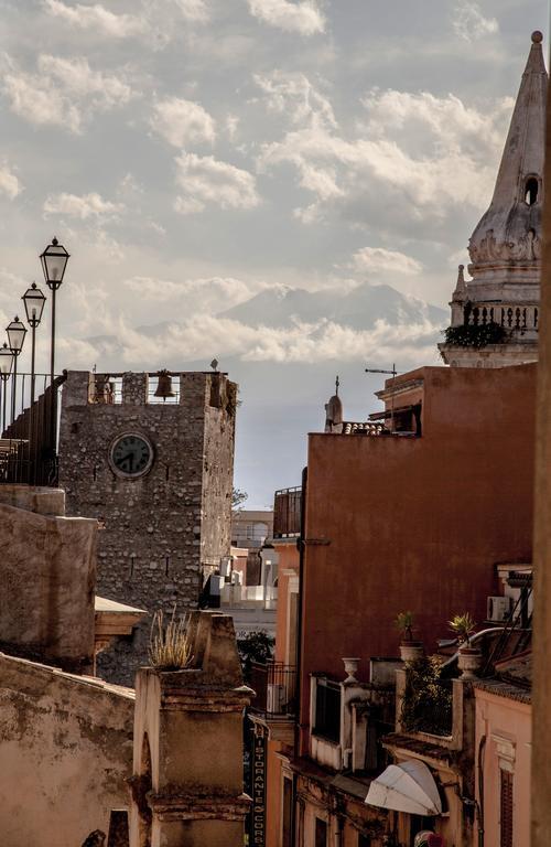 Panoramica Sul Mare - *