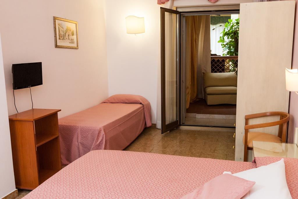 Andromaco Palace Hotel 3*