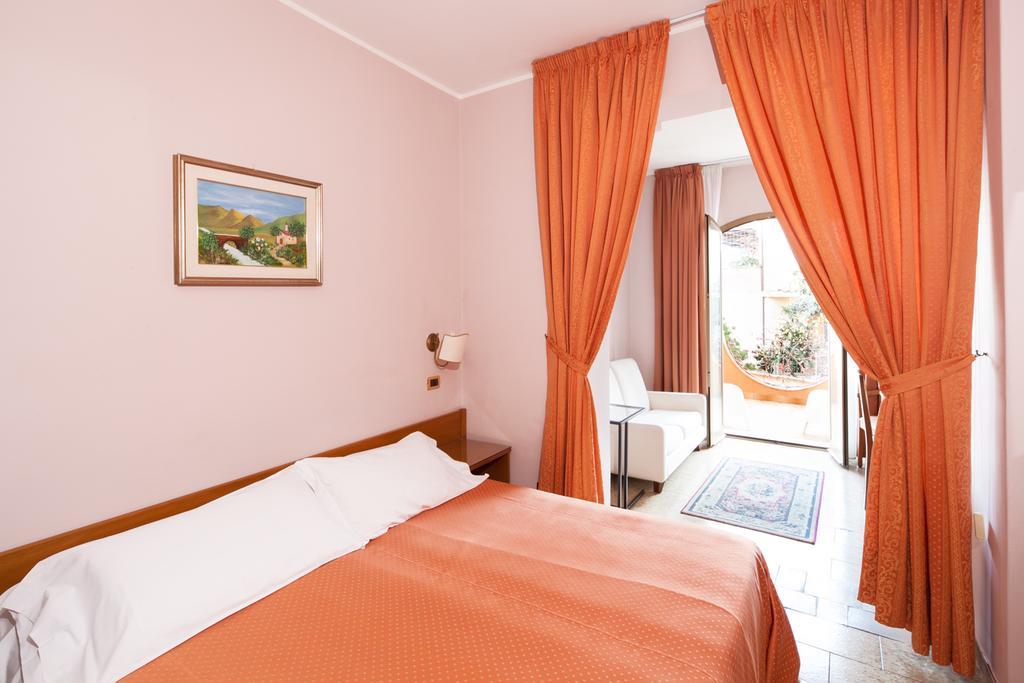 Andromaco Palace 3* Taormina