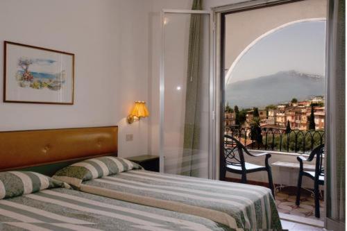 Kristina Hotel 3*