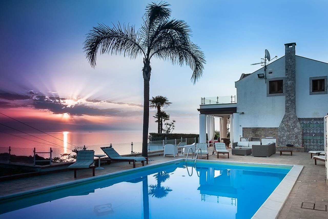 Luxury Taorum With Spectacular Sea Views In * Taormina