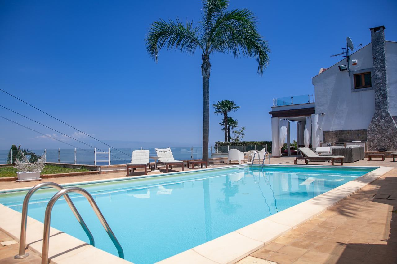 Villa Luxury Taorum With Spectacular Sea Views In *