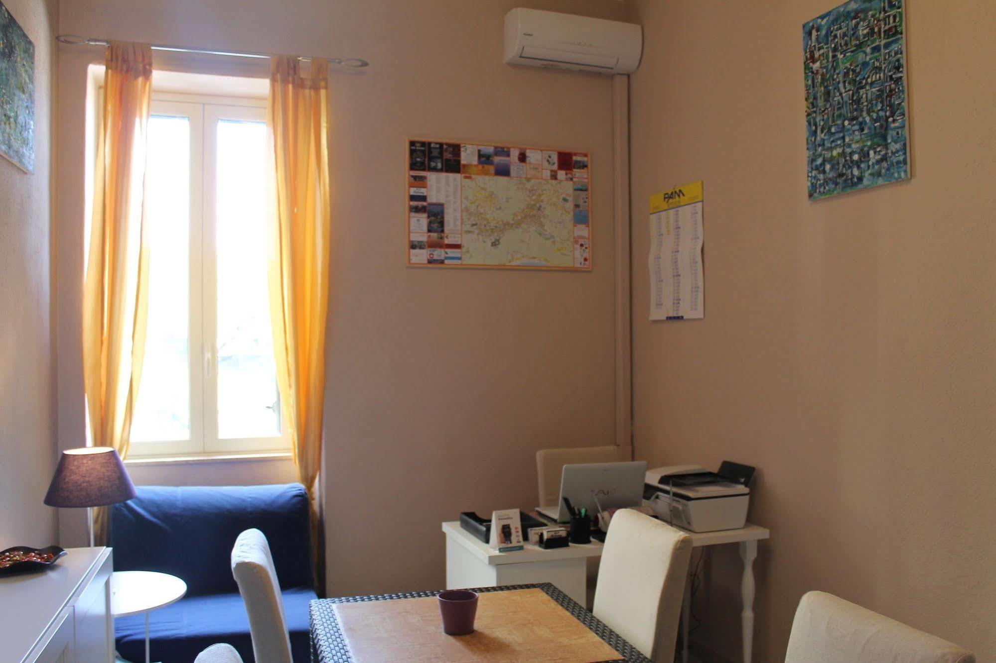 Casa Melany Apartment *