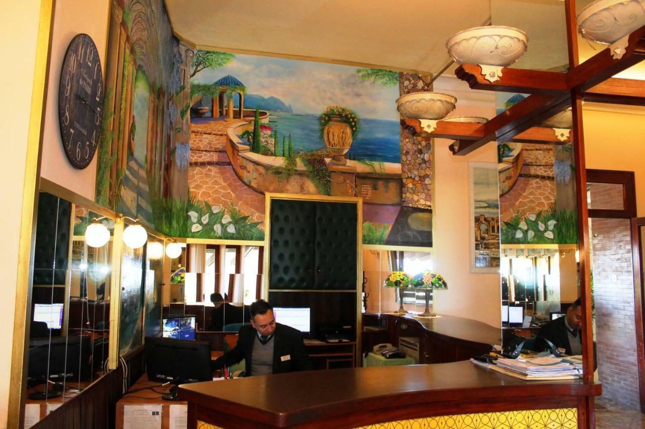 Mediterranee Hotel 4*