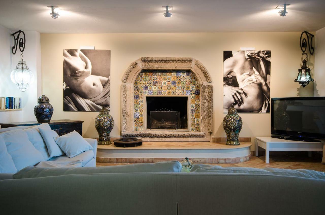Villa Luxury Taorum With Spectacular Sea Views In