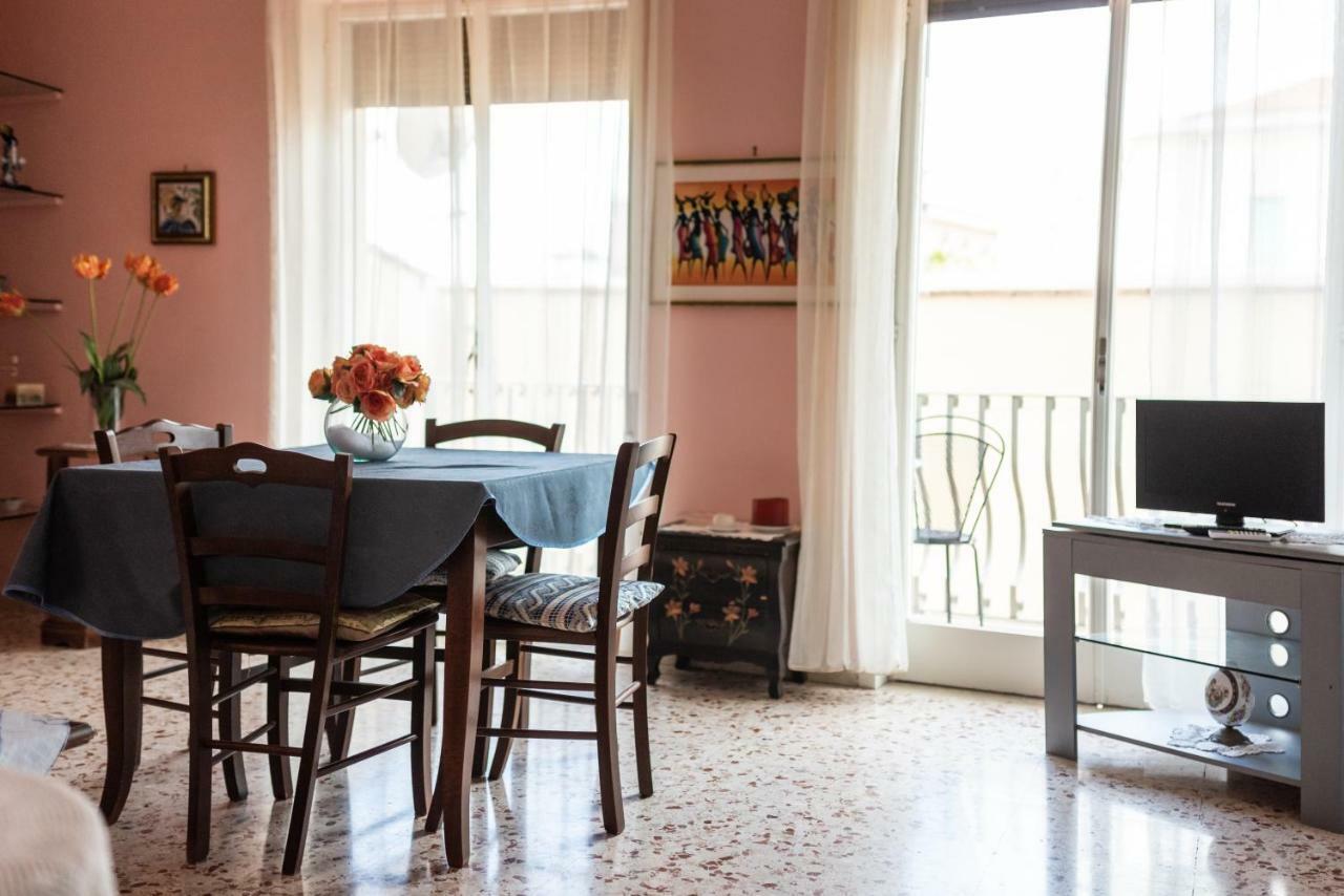 Apartment Theokles *