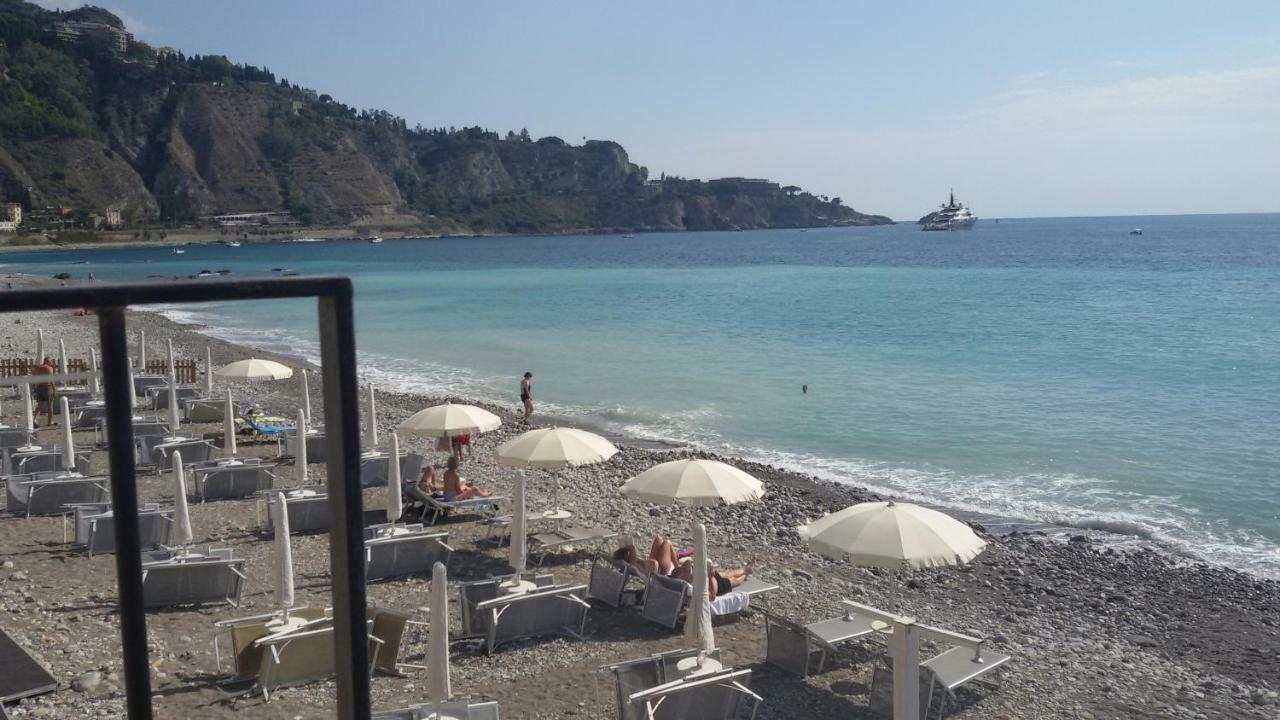 La Rosa Dei Venti Sul Mare Taormina