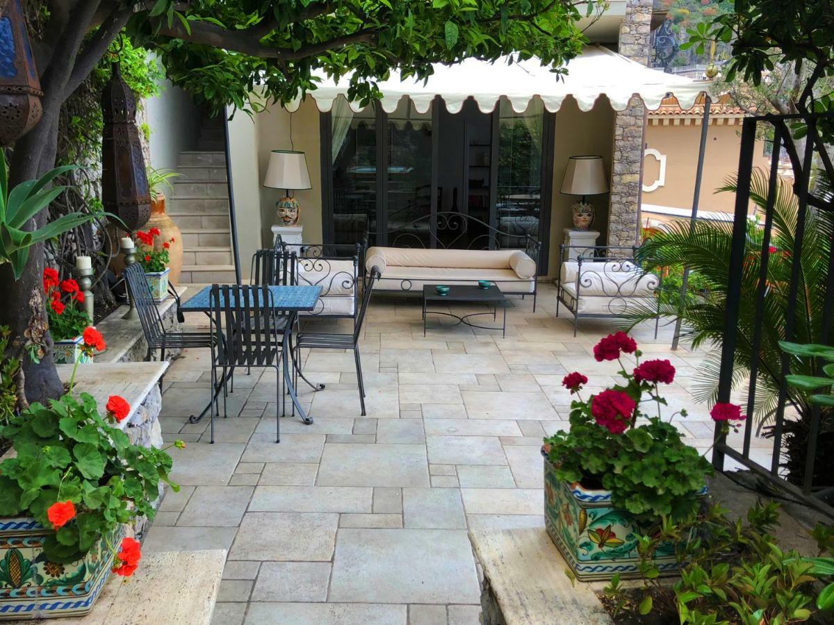 Villa Eleonora Isola Bella Sea View Small Pool + Jacuzzi Taormina