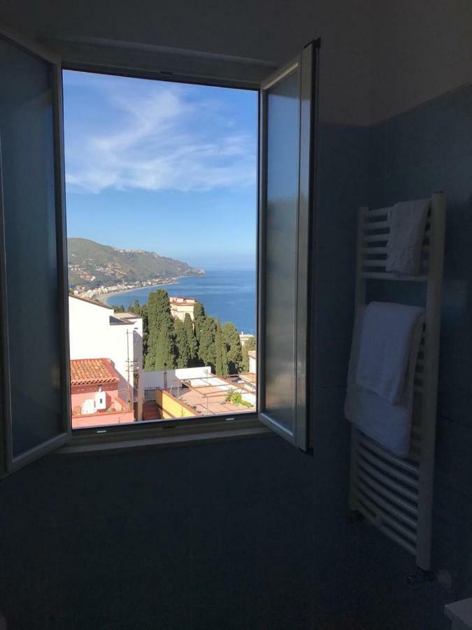 Iriss Taormina