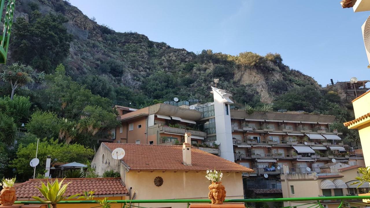 La Fontanella * Taormina