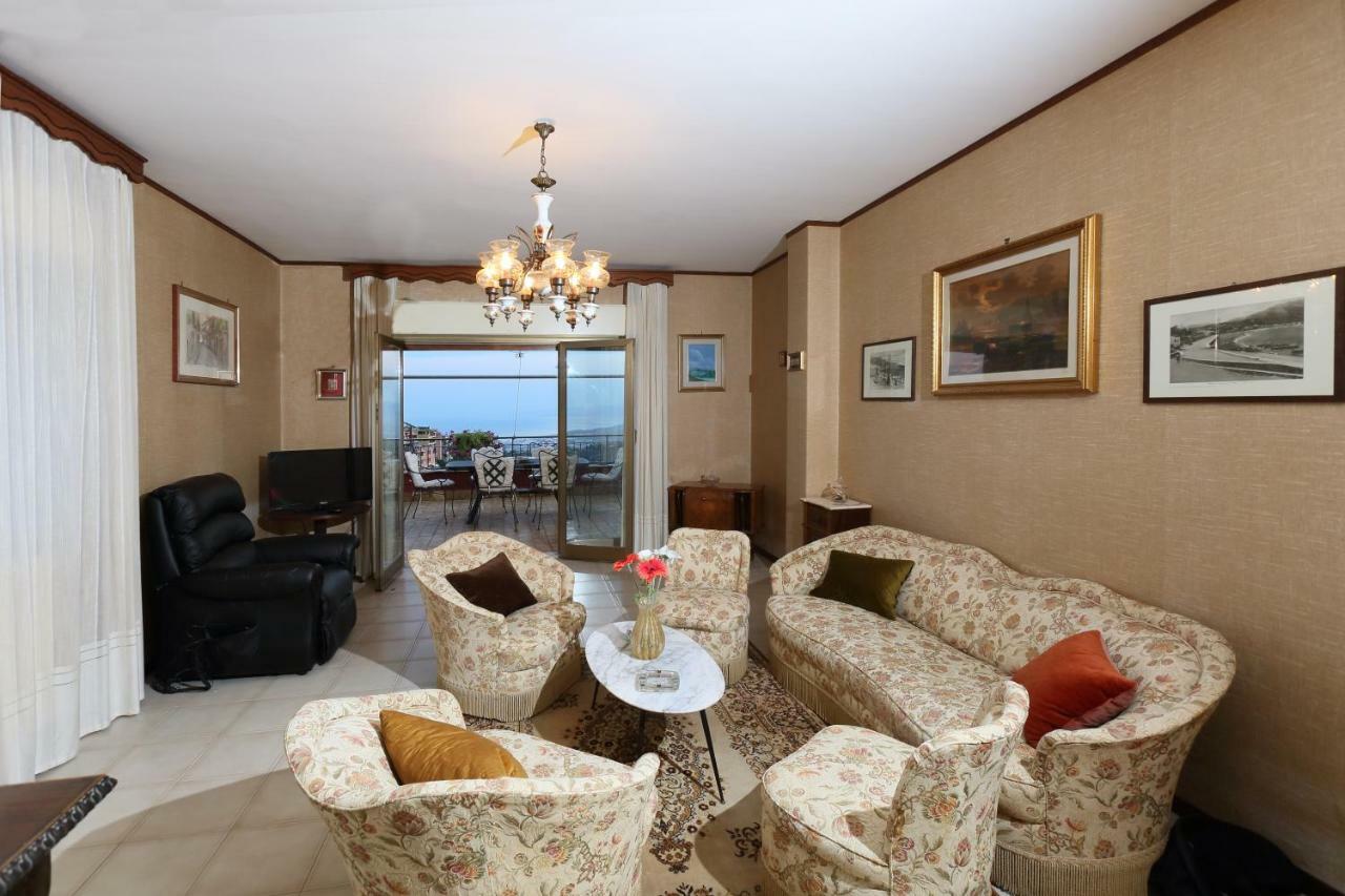 Terrazza Sull'etna Holidays Apartment Taormina