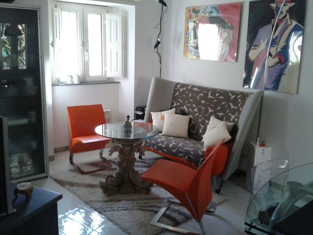 Varo Bed & Breakfast *