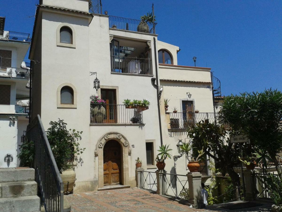 Varo * Taormina