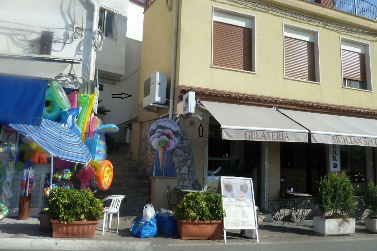 Apartment Mazzaro Isola Bella *
