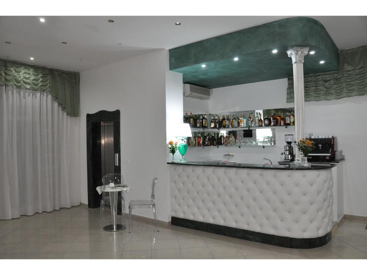 Hotel Hotel Inn 4*