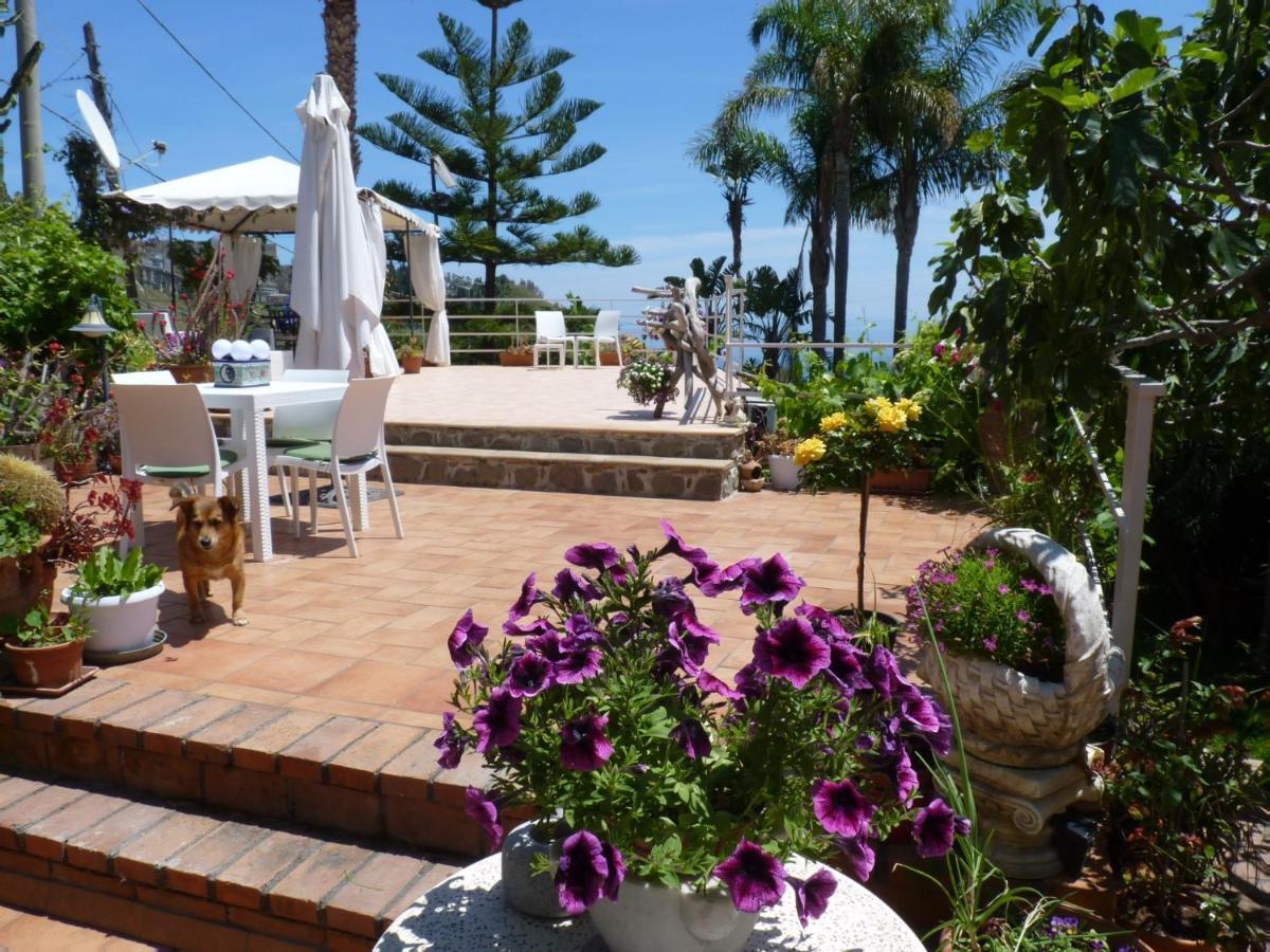 Holidaysora Taormina - Il Giardino Di Graziella Apartment *