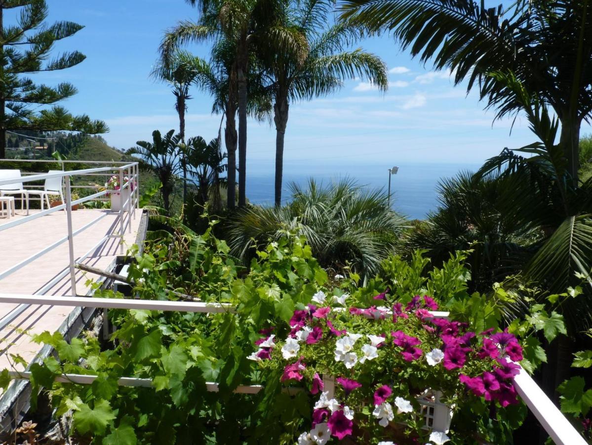 Holidaysora Taormina - Il Giardino Di Graziella Apartment