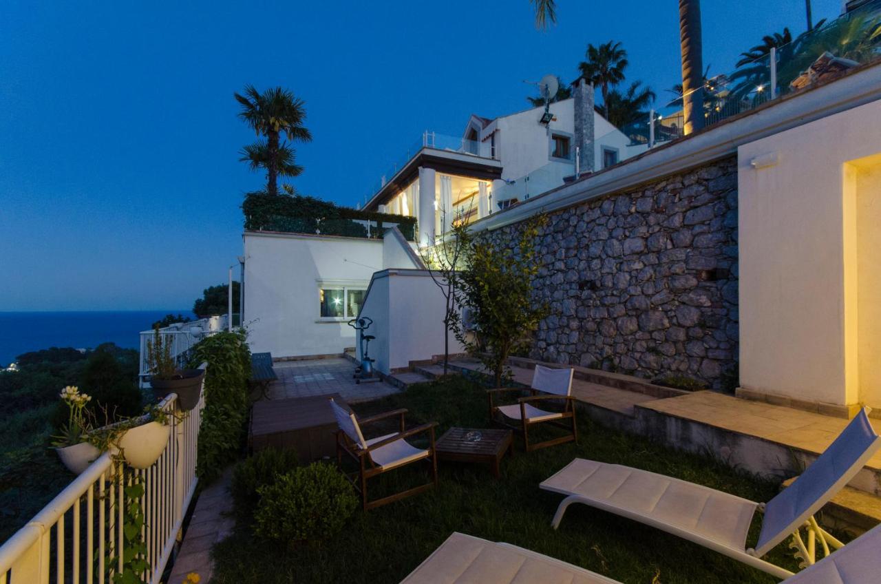 Luxury Taorum With Spectacular Sea Views In