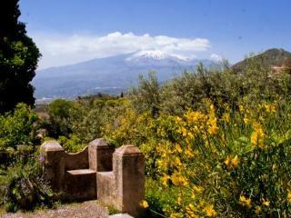 Casa Cuseni, Residenza D'artista, Museo E Giardino Storico Bed & Breakfast