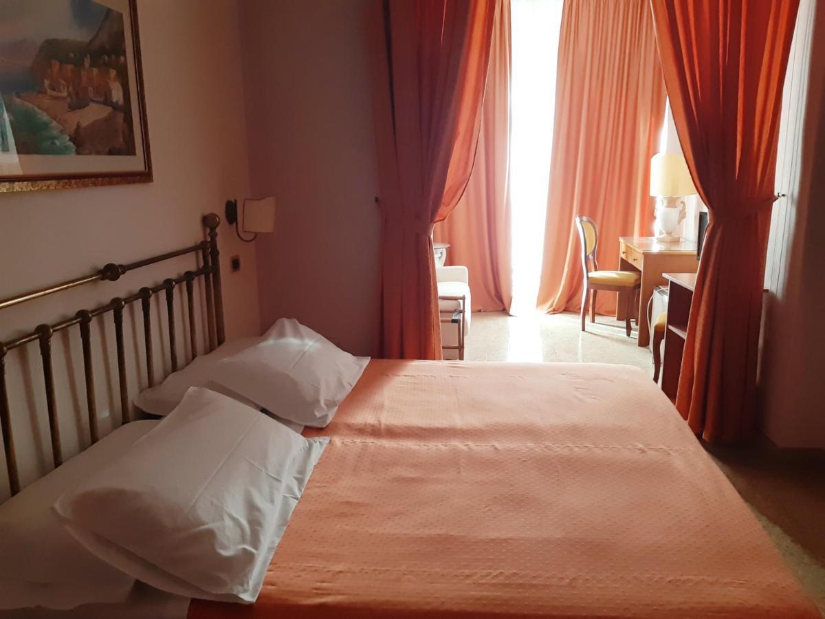 Andromaco Palace Hotel 3*