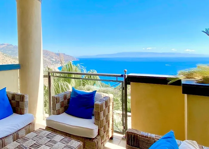 Panoramic Residence Taormina Seaview Apartment Pool