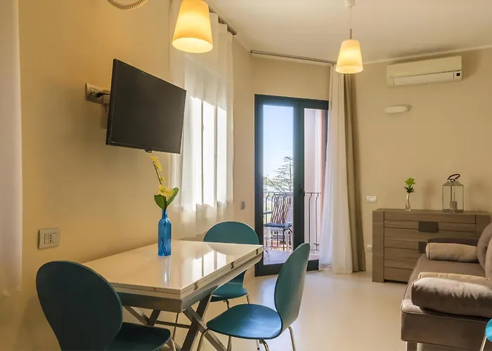 Wohnung In Taormina Mit Terrasse