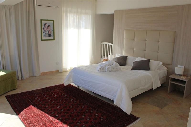 Nina 2013 Apartment Taormina