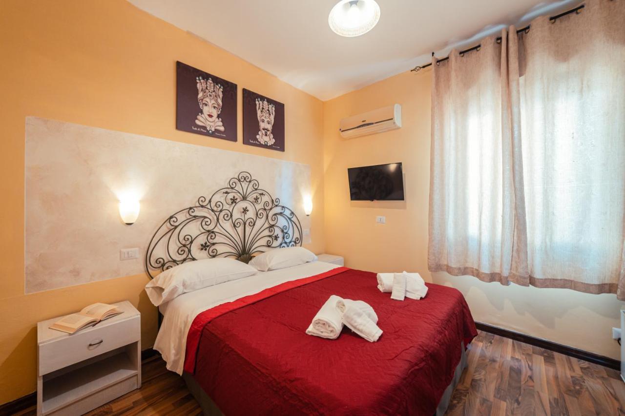 Garden Hotel 2*