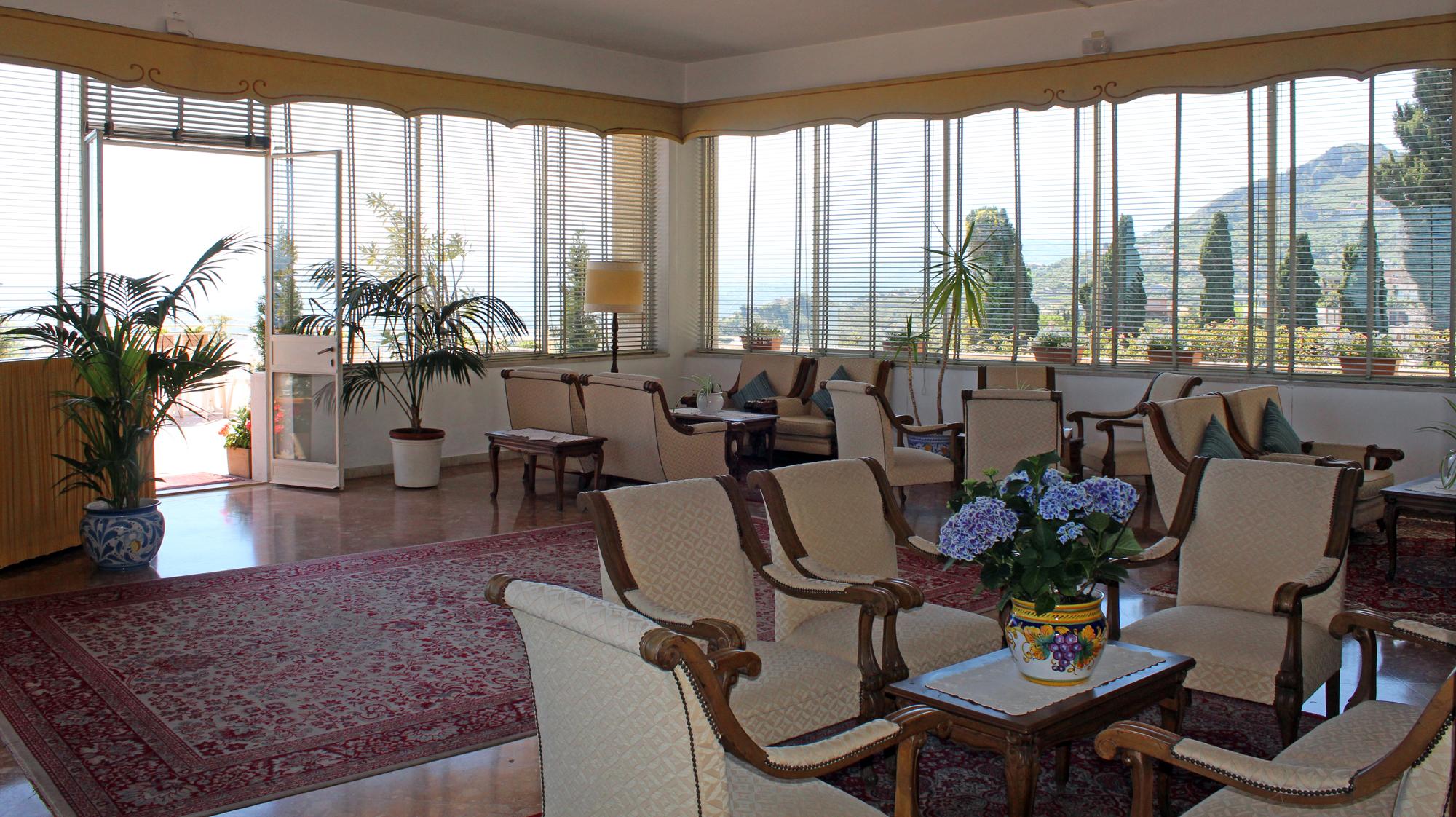 Mediterranee Hotel 4*
