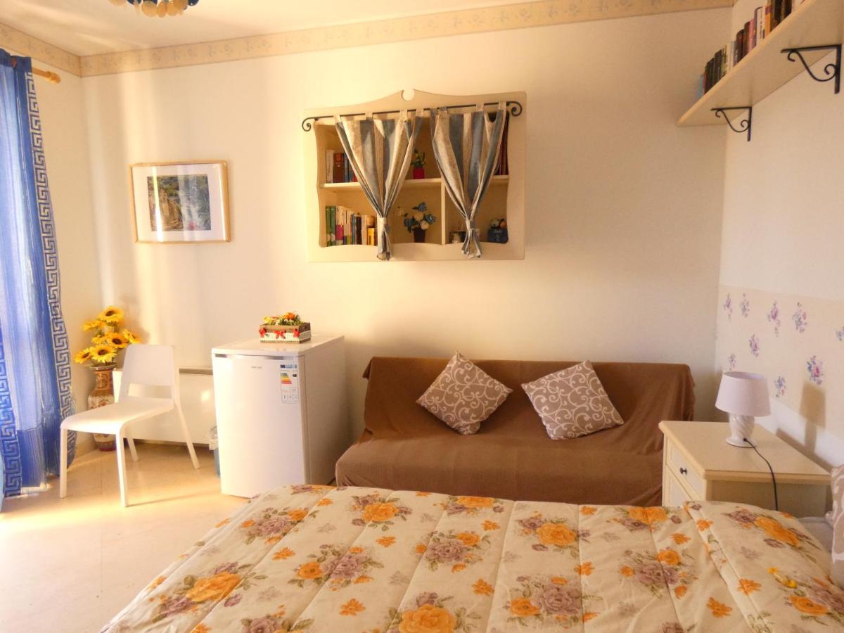 Magnolia Bed & Breakfast *