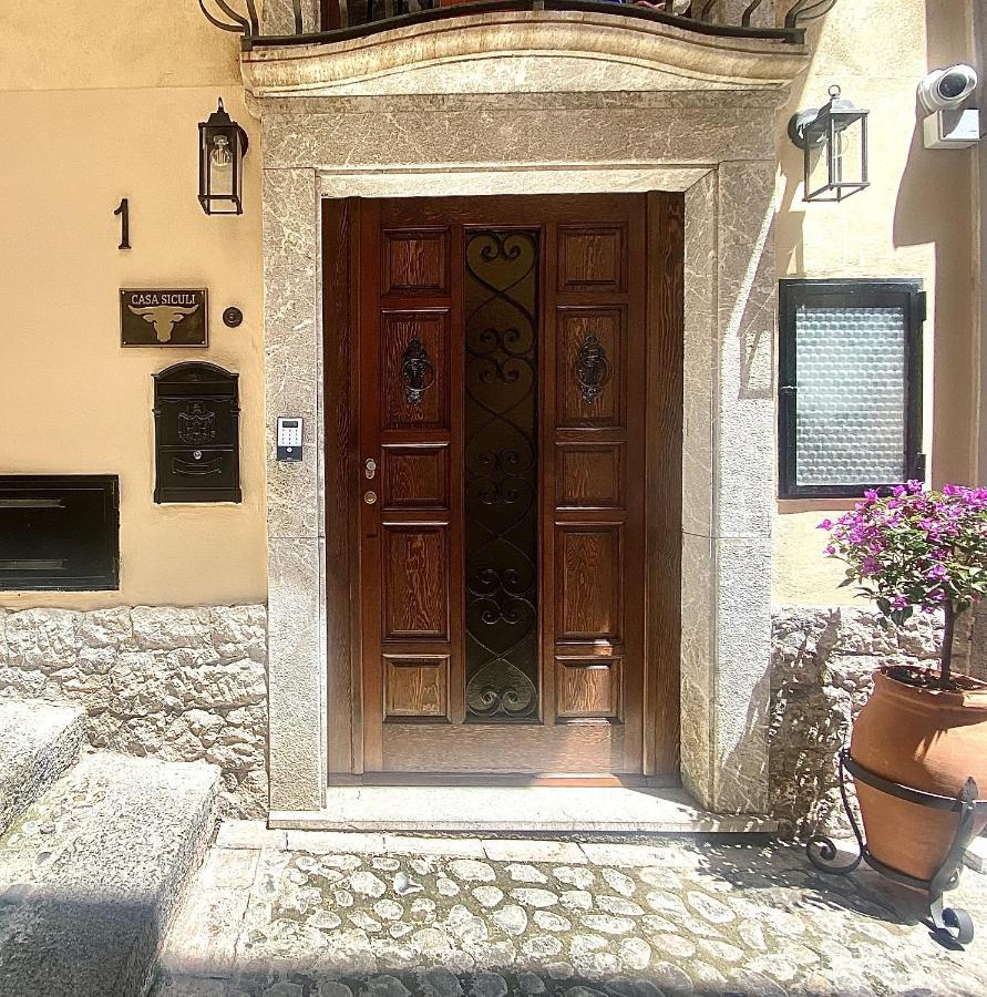 Holiday home Casa Siculi