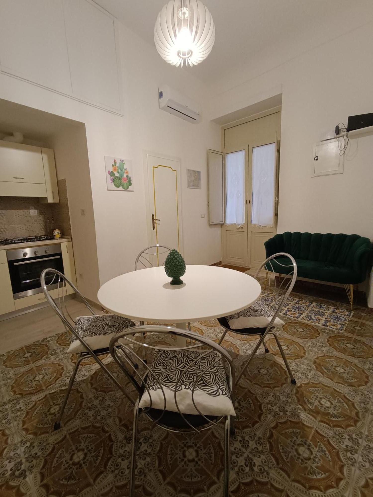 Apartment A Mennulara, Centro