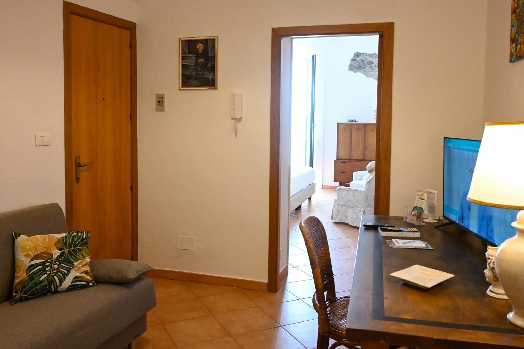 Apartment Paradisea Theatre