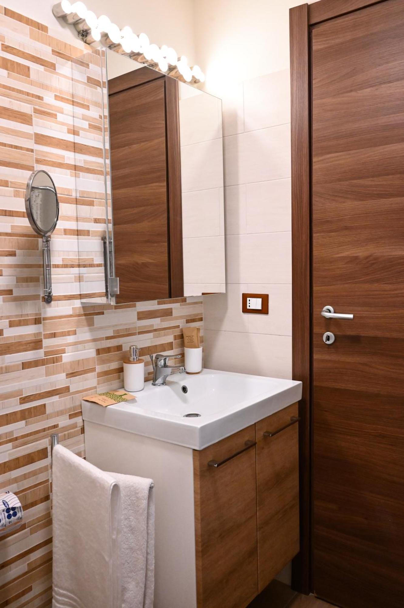 Apartment Paradisea Theatre *
