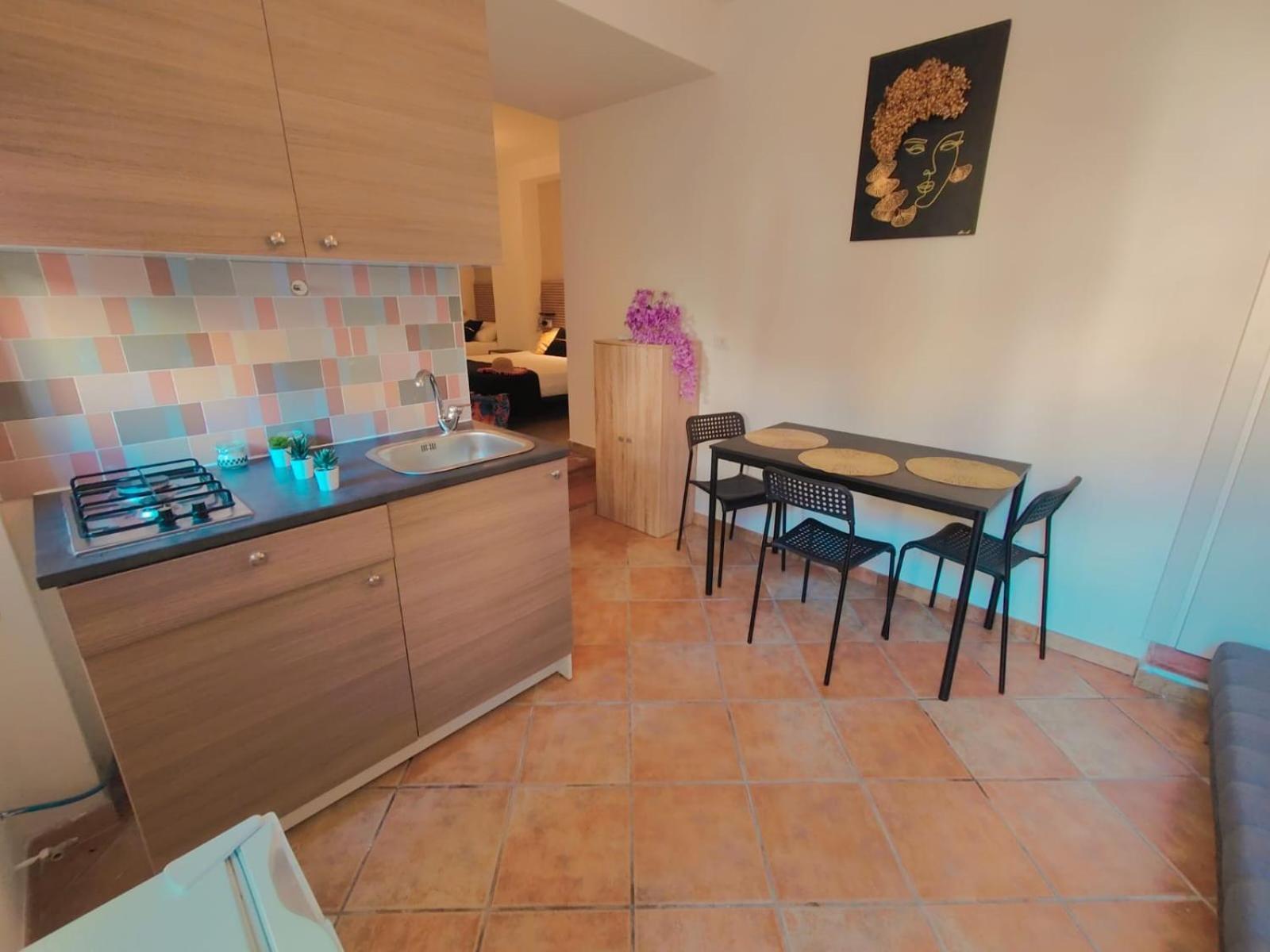 Tao House Golden Apartment *