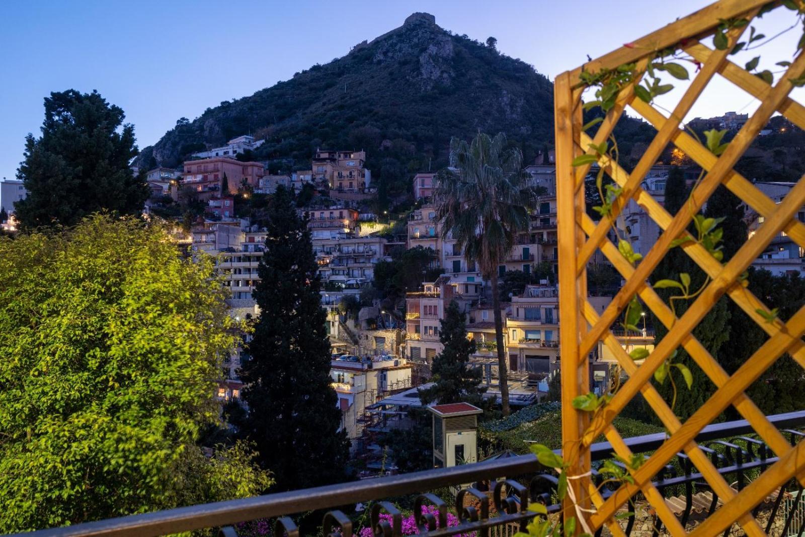 Blu Deluxe Bed & Breakfast Taormina