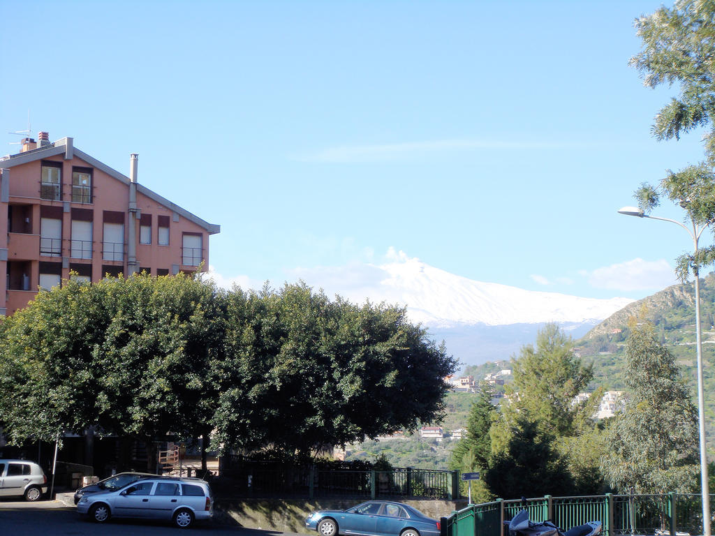 Center 4 Bedroom Penthouse, Terrace With Views Taormina