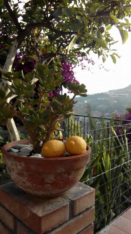 Gasthof Franca'S Apartment Taormina