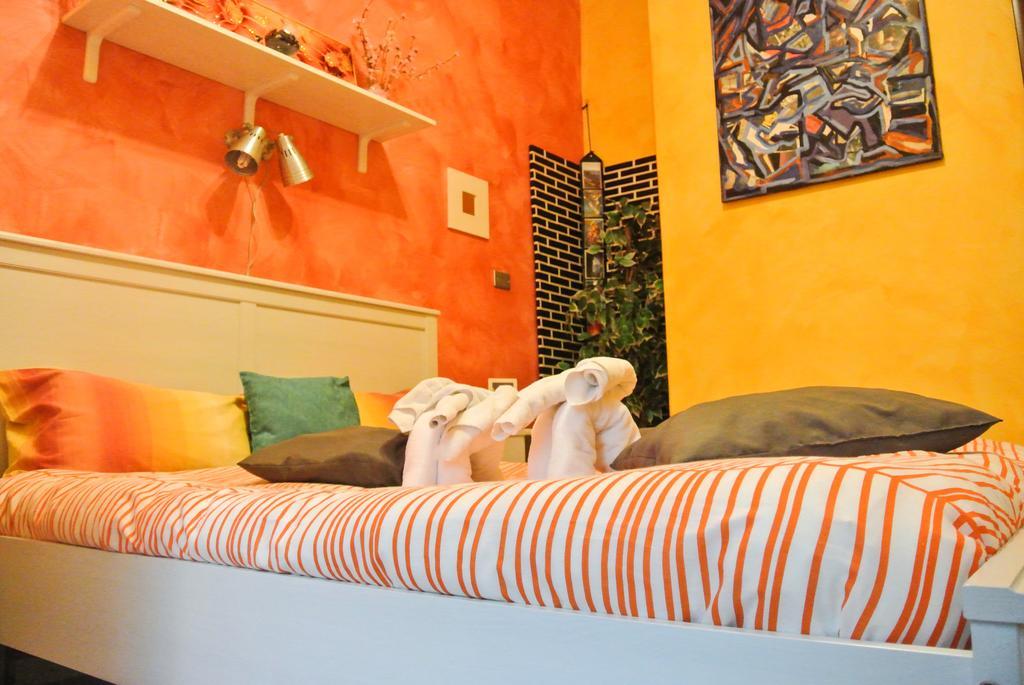 - Homstel Hostel Taormina
