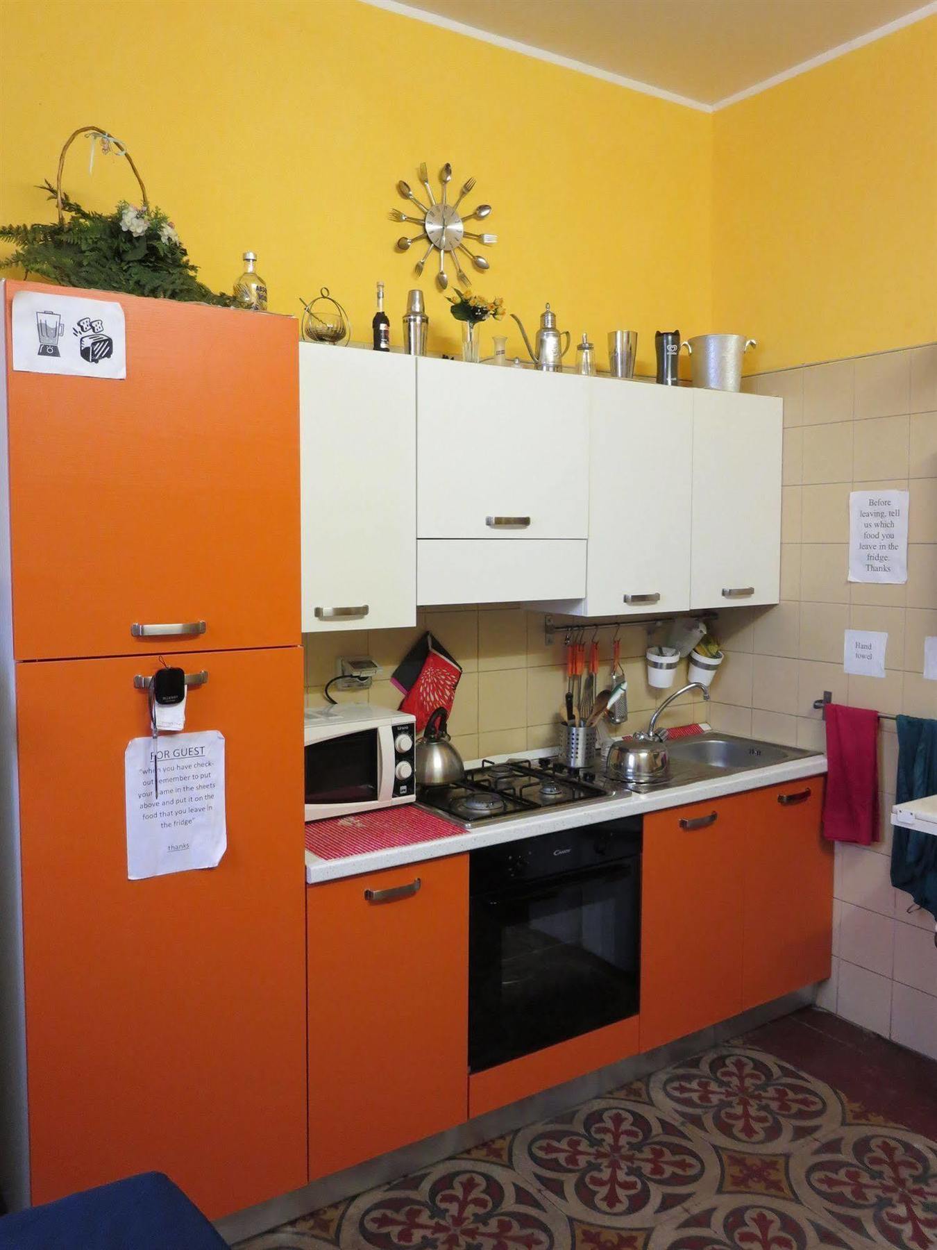 - Homstel Hostel Taormina