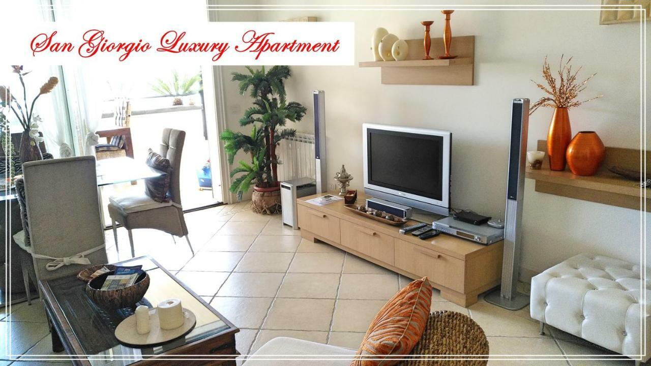 San Giorgio Luxury Taormina-panoramic Pool & Parking Space Apartment *